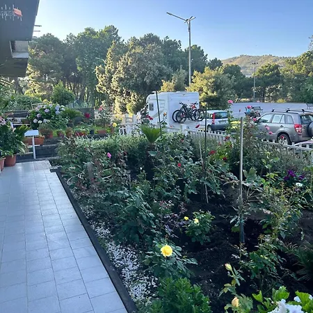 شقة Etna Rose House